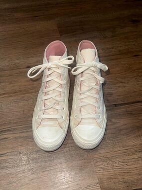 Classic High-Top Canvas Sneakers in White and Pink
